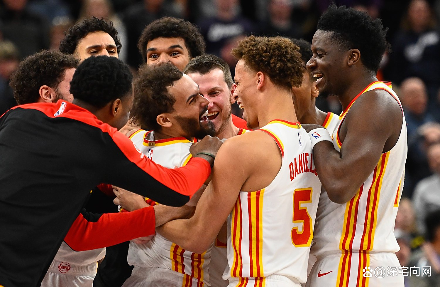 关于亚特兰大老鹰迎葡超关键赛；集结日止住颓势；赛场秩序良好；阵容厚度经受考验的信息-九游会正规版